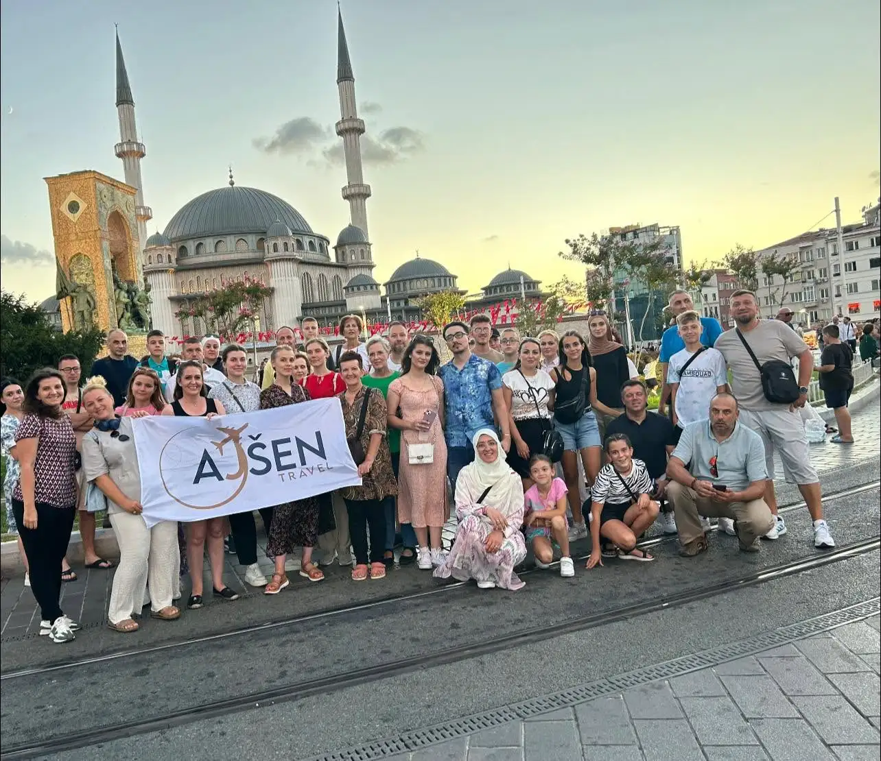Trenutak s putovanja Ajsen Travel